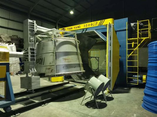 Mua Plastic Product Making Machine Shuttle Rotomolding Machine In China 3500 Automatic Plastic Molding Machine sản xuất trực tuyến